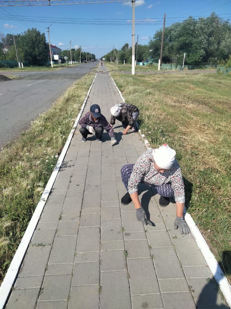Ұзынкөл ауылында абаттандыру жұмыстары жүргізілуде