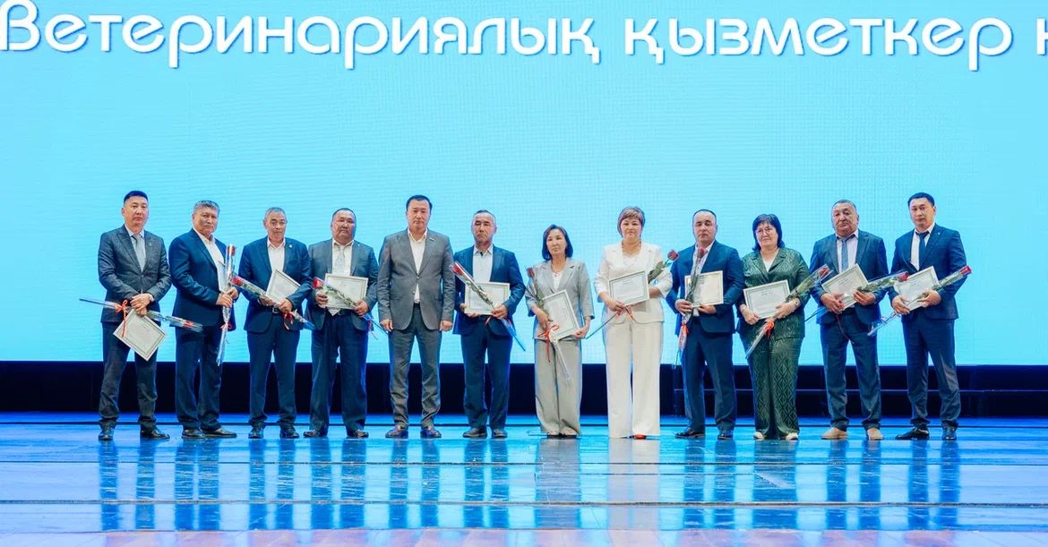 БҚО-да ветеранария саласына ерекше еңбек сінірген қызметкерлерді марапаттады
