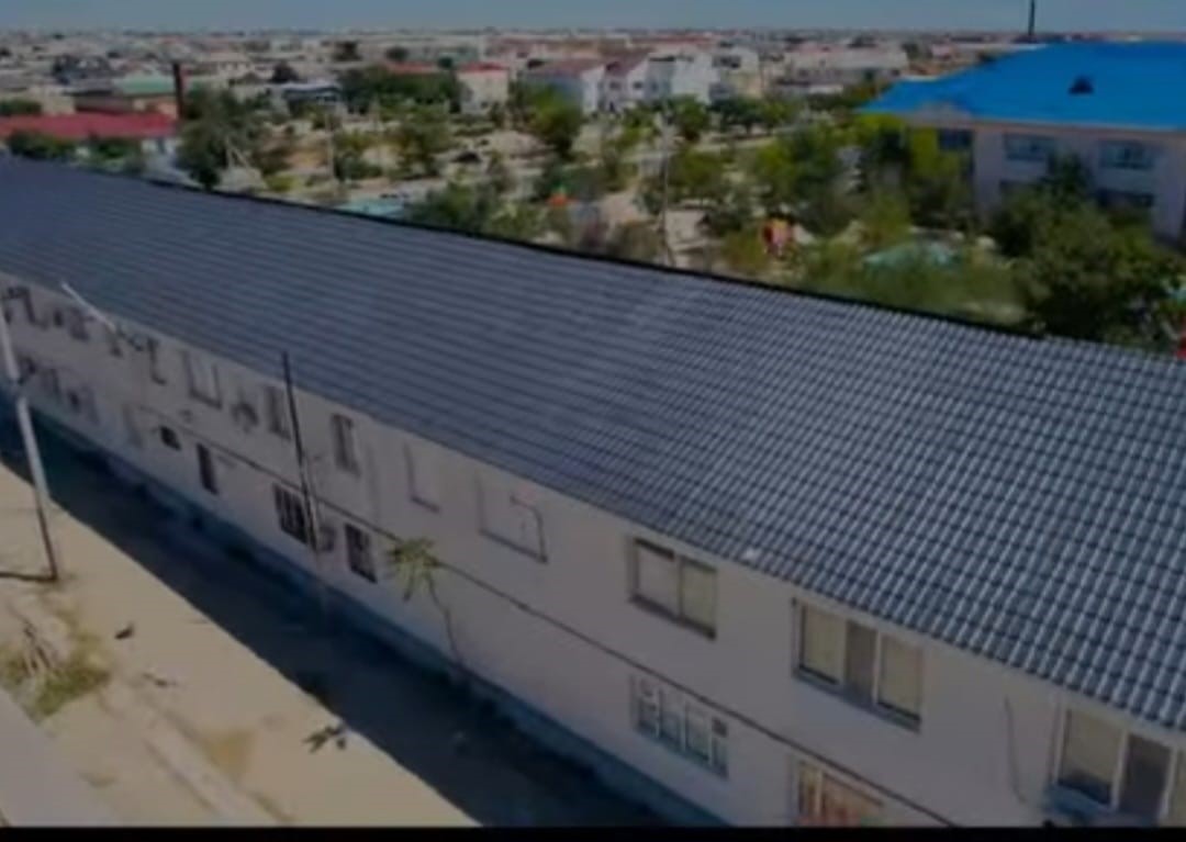 Құрық ауылында көппәтерлі тұрғын үйлердің қасбеті мен шатырын жөндеу жұмыстары жүргізілуде