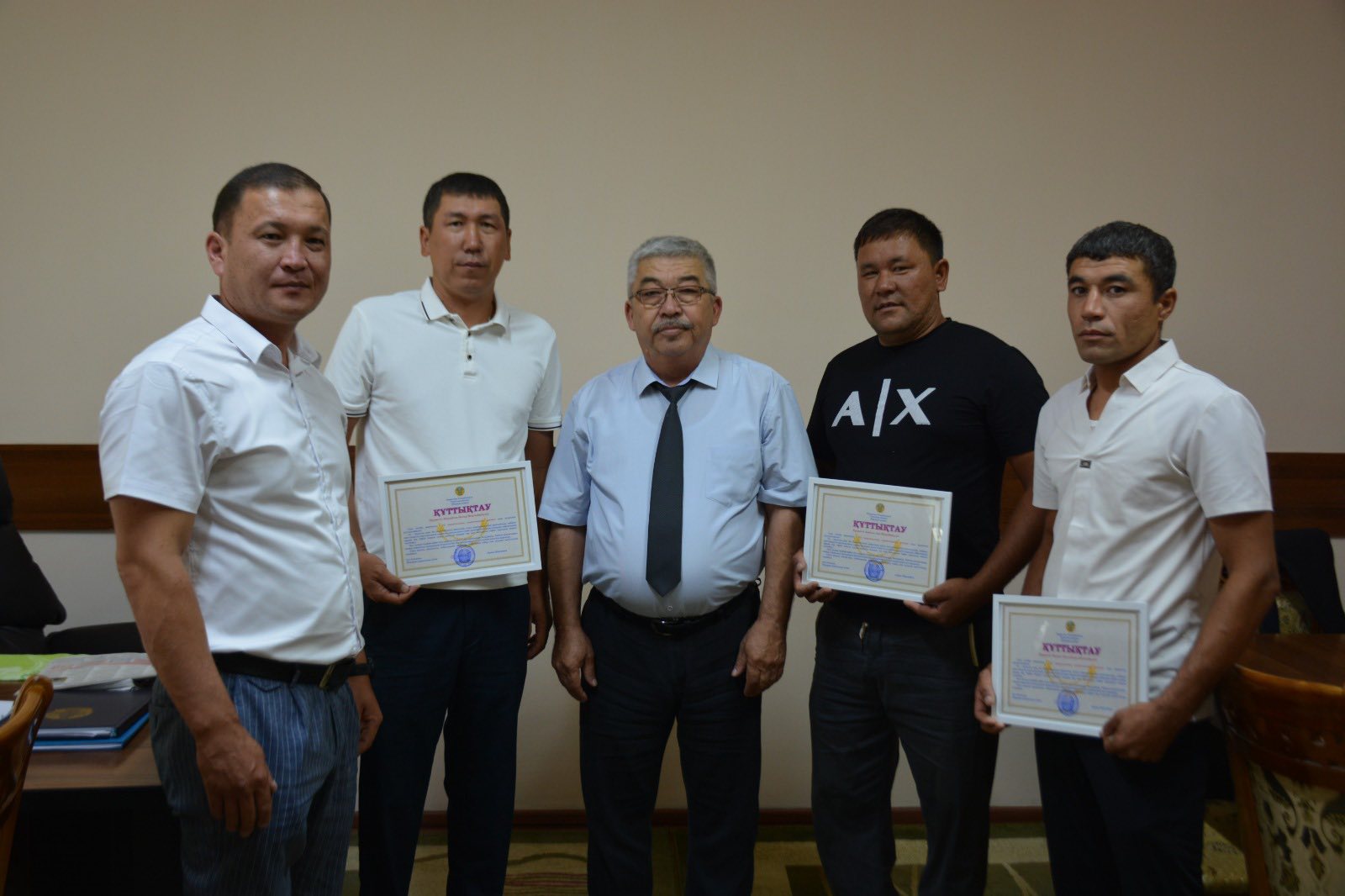 ШАРДАРА: СУ ШАРУАШЫЛЫҒЫ ҚЫЗМЕТКЕРЛЕРІ МАРАПАТТАЛДЫ