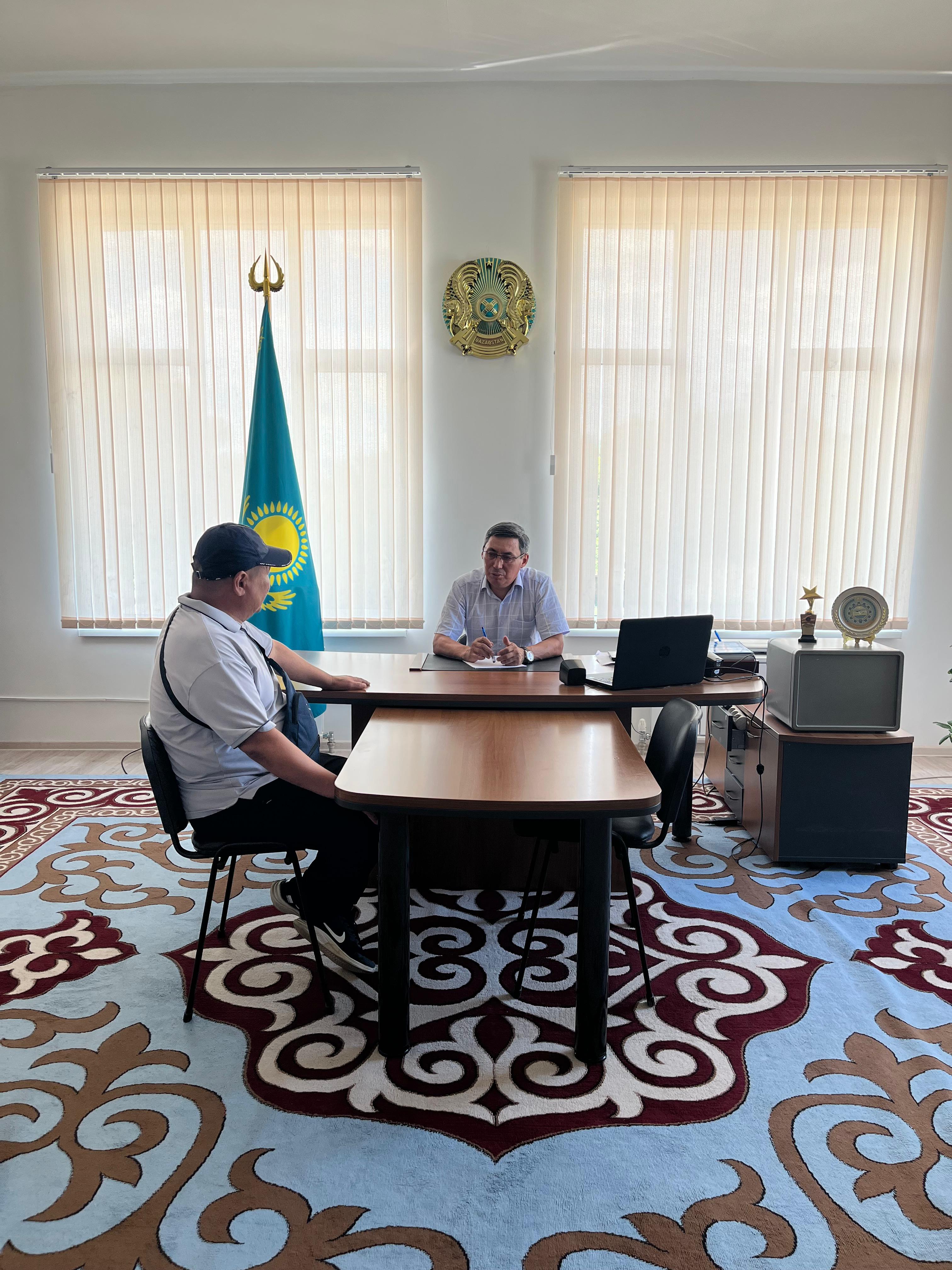 Округ әкімінің жеке қабылдауы өтті.