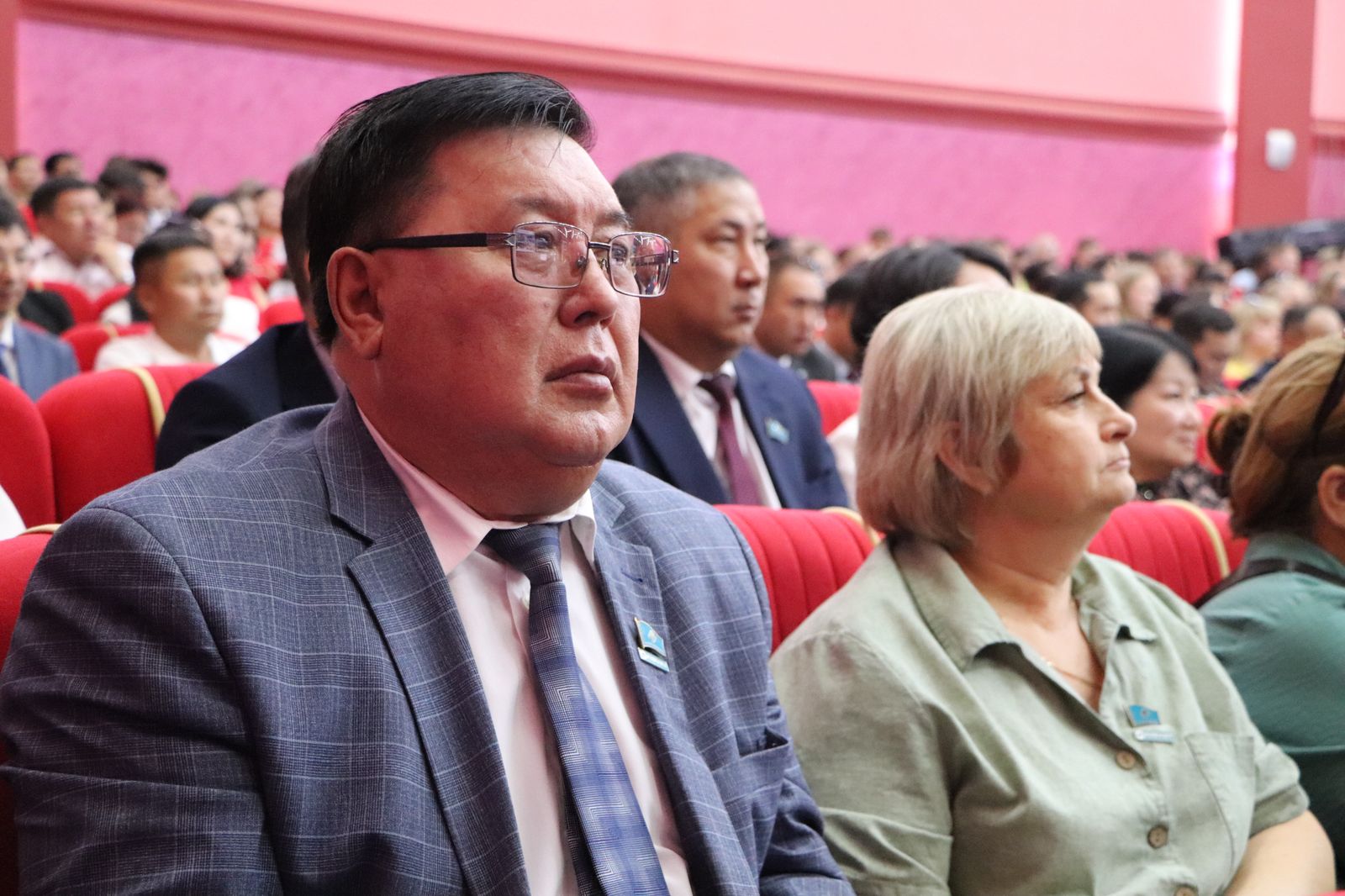 Ұзынкөл аудандық мәслихатының төрағасы  Н.С.Болатов депутаттармен бірлесіп «Таза Қазақстан» ұлттық жобасын іске асыру жөніндегі кеңейтілген кеңеске қатысты