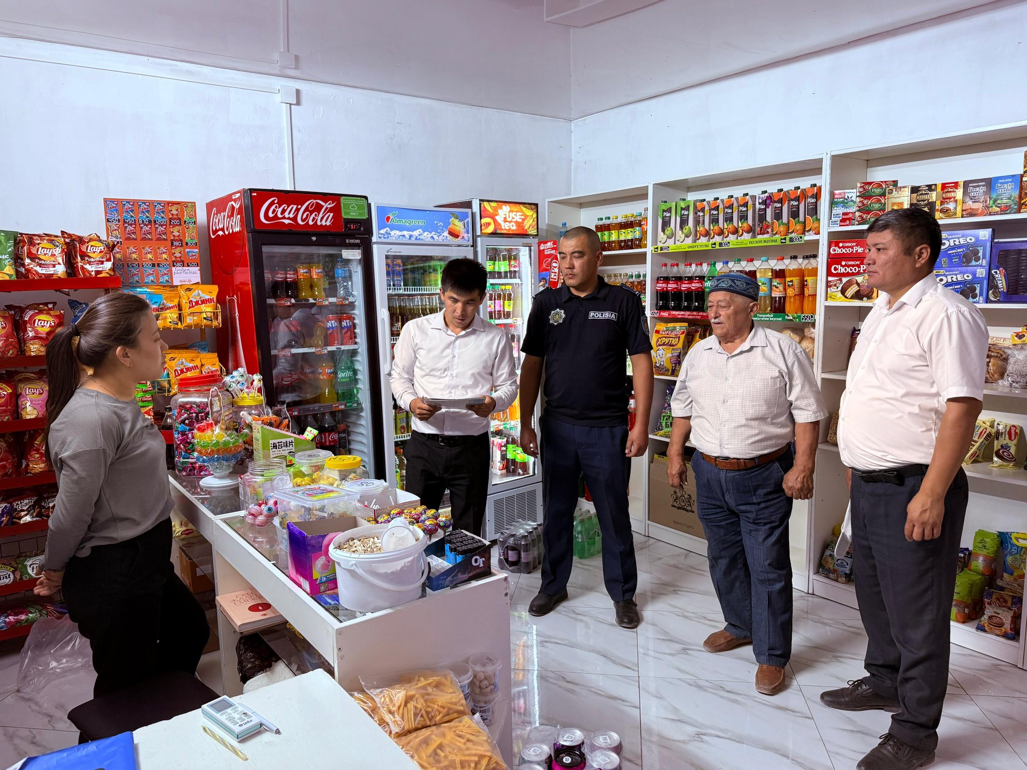 АМАНКЕЛДІ АУЫЛДЫҚ ОКРУГІНДЕ  АУЫЛ ТҰРҒЫНДАРЫ МЕН КӘСІПКЕРЛІК НЫСАНДАРҒА КӨРКЕЙТУ-КӨГАЛДАНДЫРУ, САНИТАРЛЫҚ ТАЗАЛЫҚ ЖӨНІНДЕ ТҮСІНДІРМЕ ЖҰМЫСТАРЫ ЖҮРГІЗІЛДІ