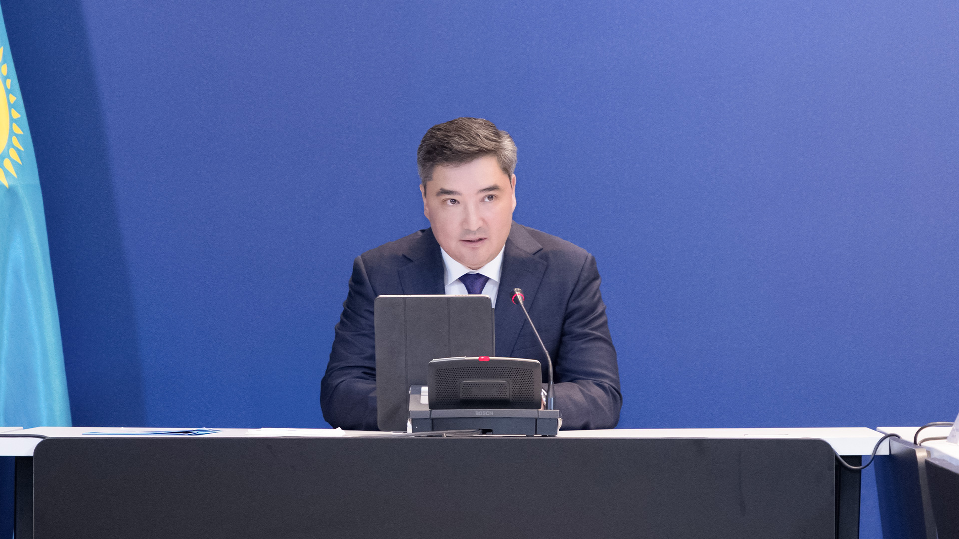 Олжас Бектенов ознакомился с внедрением цифровых решений в органах юстиции в рамках концепции Президента «Закон и Порядок»