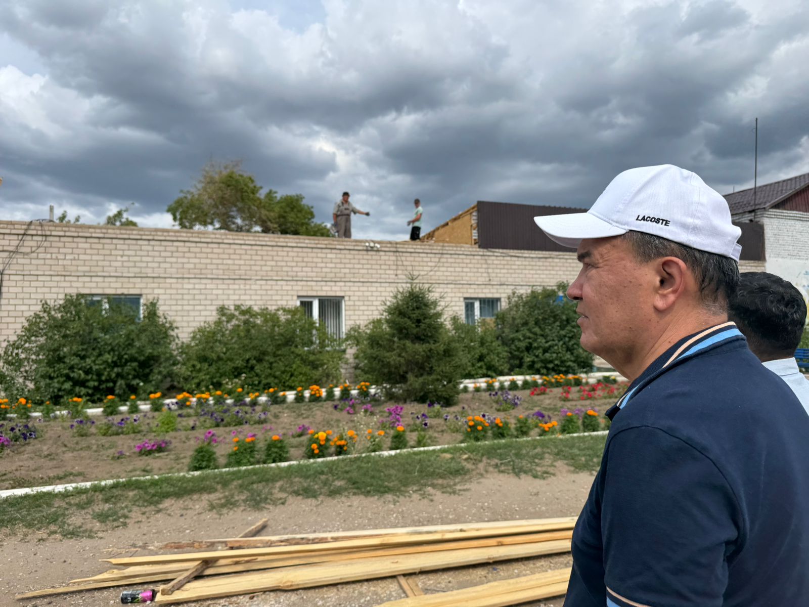 Председатель Павлодарского районного маслихата ознакомился с ходом восстановительных работ в селе Заря