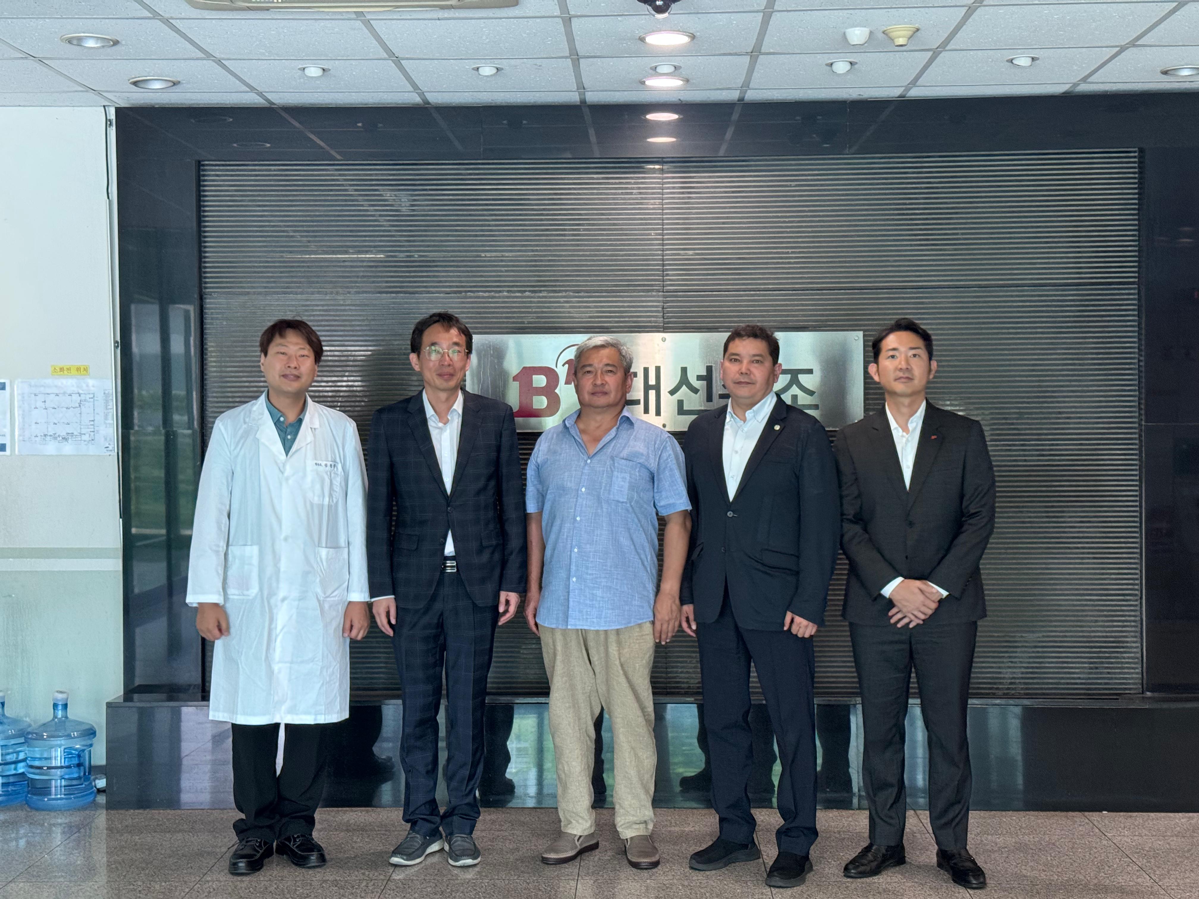 Meeting between representatives of South Korean company Daesun BN Group and one of Kazakhstan’s largest alcohol producers — Maximus Aktobe
