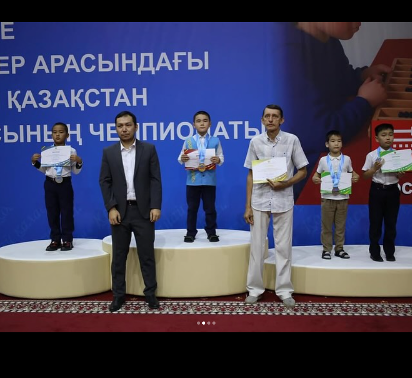Қостанайда жасөспірімдер арасындағы шахмат чемпионаты өтті.