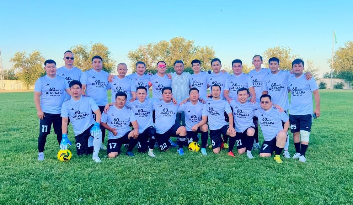 ШАРДАРАДА ФУТБОЛДАН ШОУ-МАТЧТЫҢ АШЫЛУЫ ӨТТІ