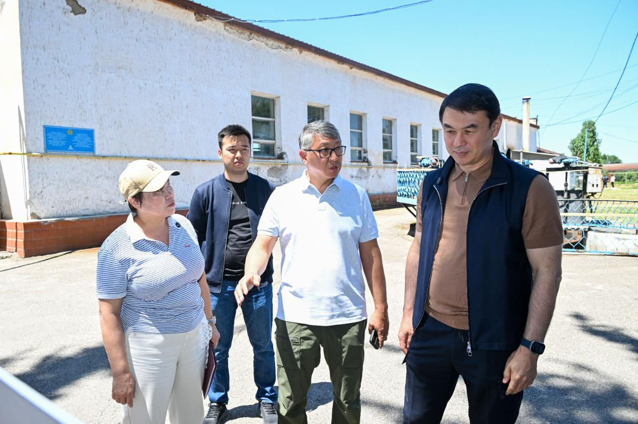 Аким Алматы ознакомился с модернизацией очистных сооружений и состоянием накопителя «Сорбулак»