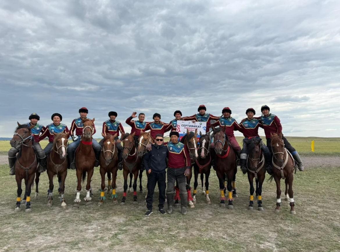 Абай Құнанбайұлының 180 жылдық мерейтойына арналған "Көркейген өлке - Көкпекті" ат спорты жарысы