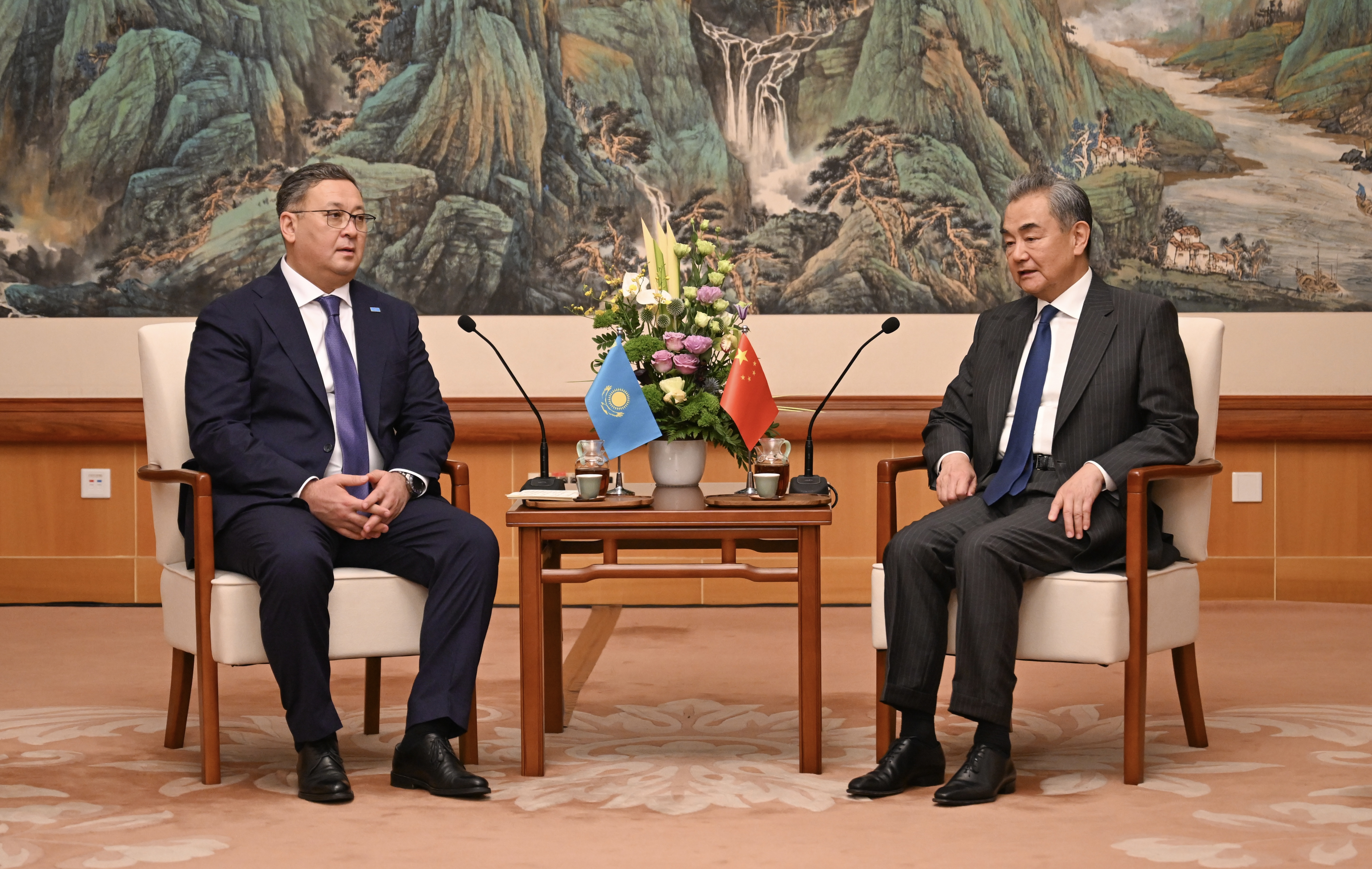 Kazakhstan and China Committed to Deepening Strategic Partnership