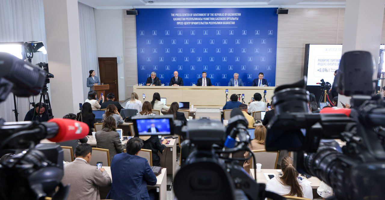 В Правительстве усиливают контроль за расходами на социальную сферу