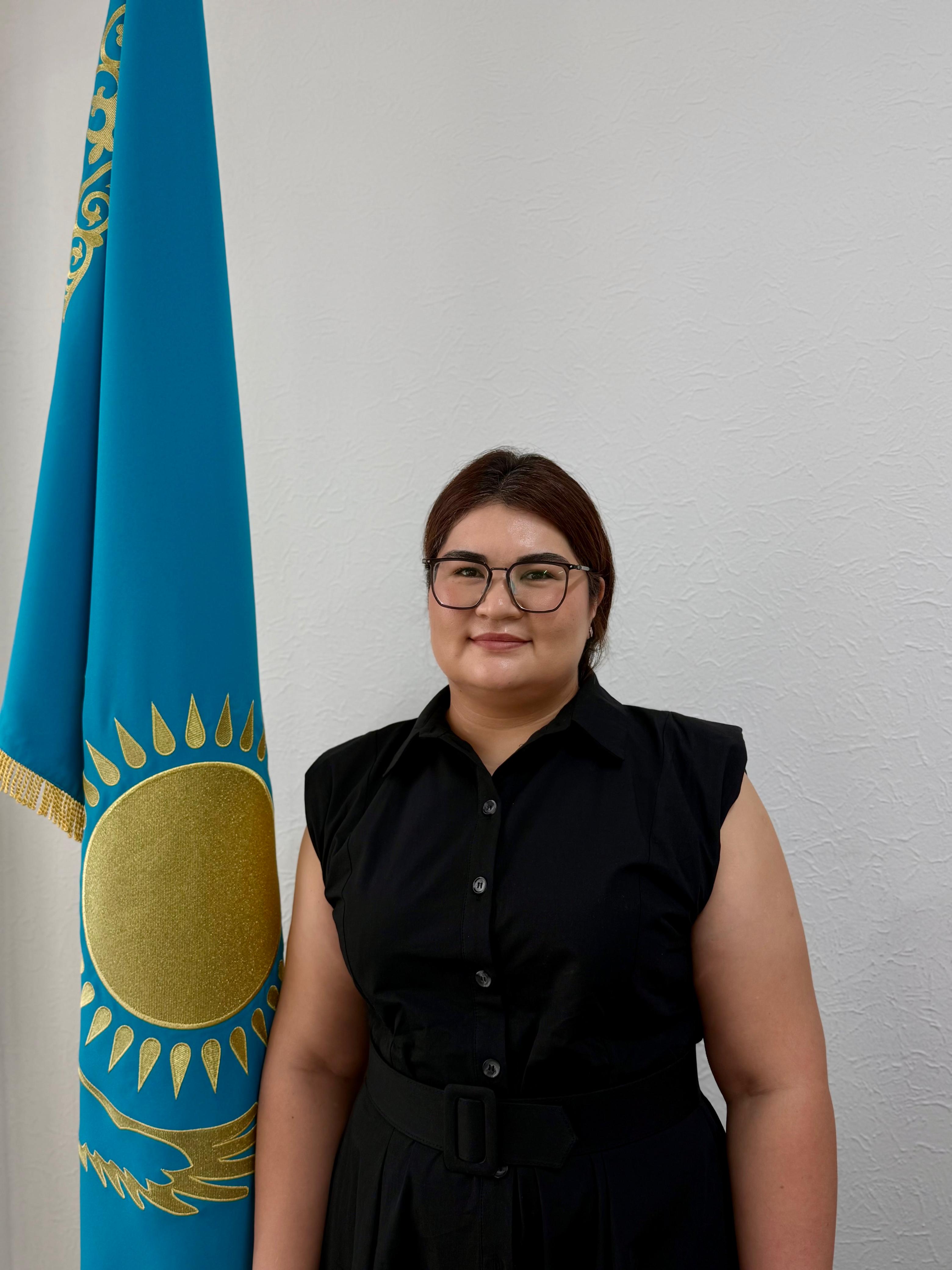 Үлгілі мемлекеттік қызметші