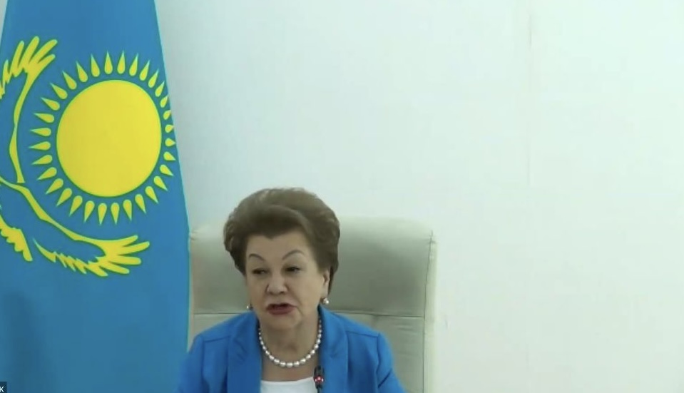 НА ОБЩЕСТВЕННОМ СОВЕТЕ МИНЗДРАВА ОБСУДИЛИ РАЗВИТИЕ КАДРОВОГО И НАУЧНОГО ПОТЕНЦИАЛА ОТРАСЛИ