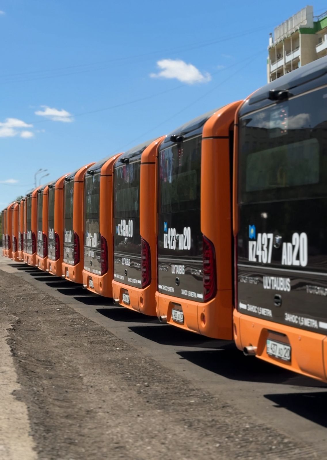 Обновление автопарка в Жезказгане: 15 новых автобусов для комфортных поездок