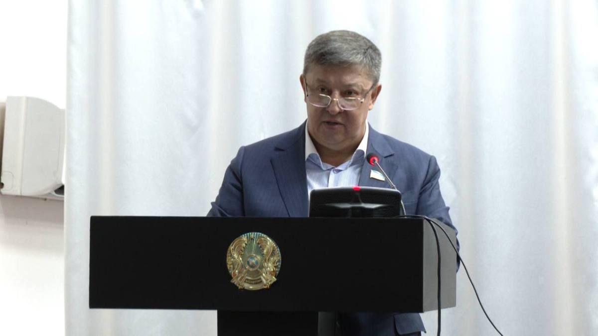 Сенат депутаты полиция қызметіне көрсетіліп жатқан қолдау мен ішкі істер органдарының жұмысын жоғары бағалады