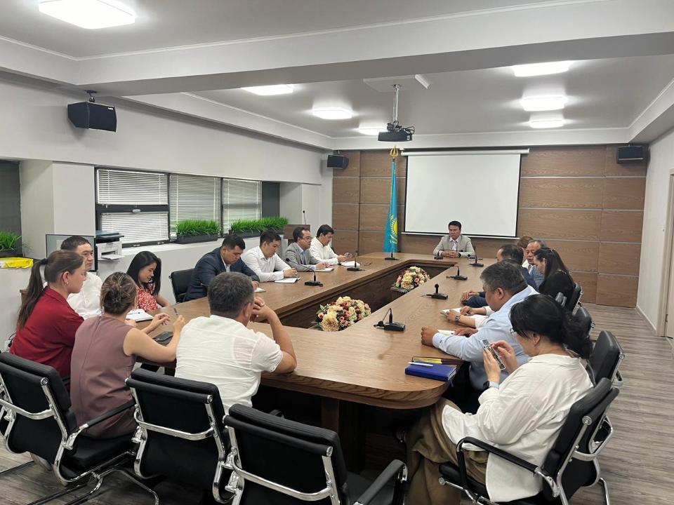 Алматы қаласы әкімі аппаратының Әдеп жөніндегі уәкілінің төрағалығымен Сыбайлас жемқорлыққа қарсы іс қимыл жөніндегі кеңес өткізілді