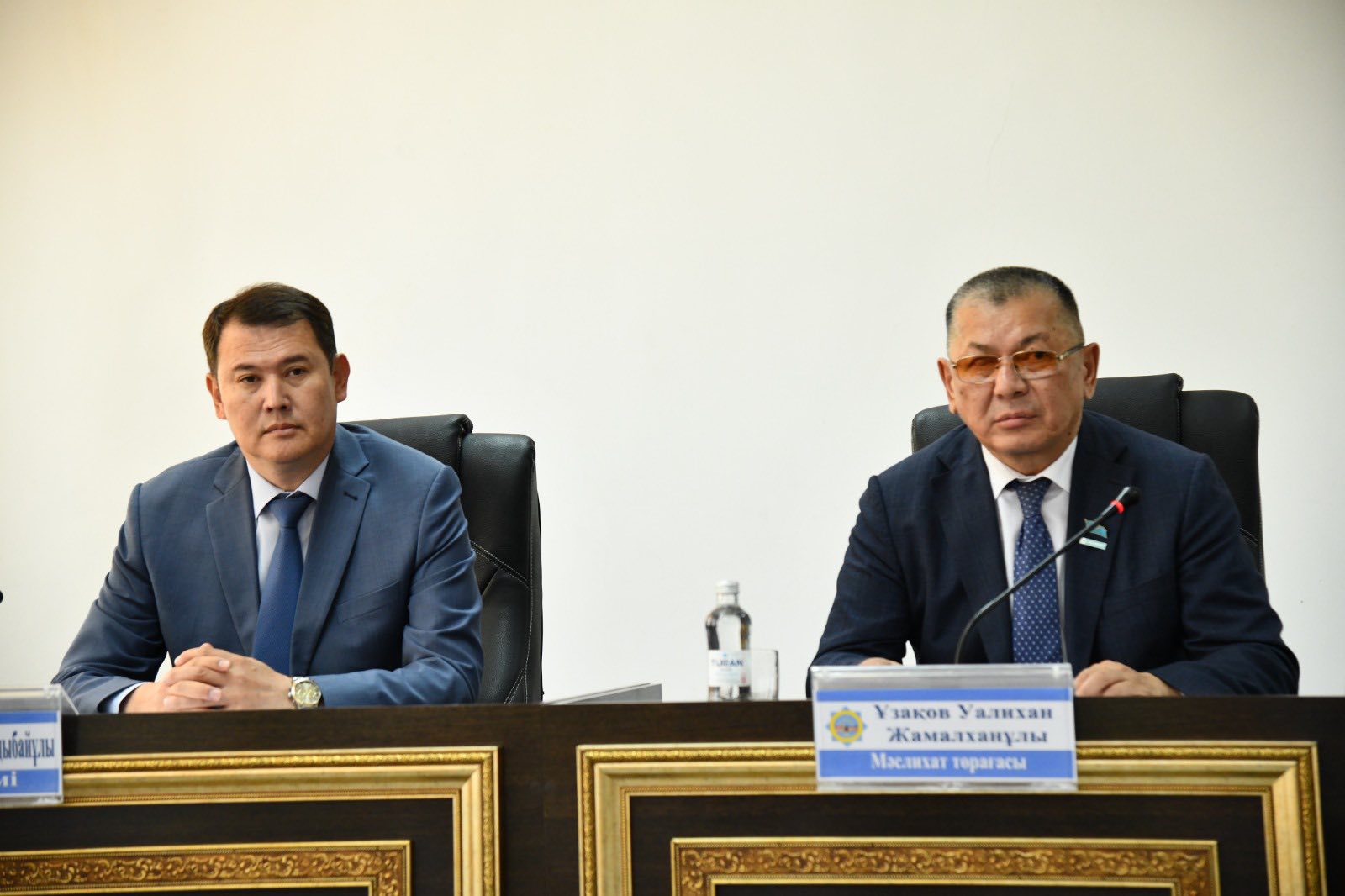 АУДАНДЫҚ МӘСЛИХАТТЫҢ КЕЗЕКТІ СЕССИЯСЫ ӨТТІ