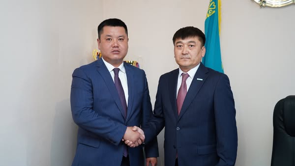 Порно видео фото отбасылық нудизм Жасырын порно жатақхана