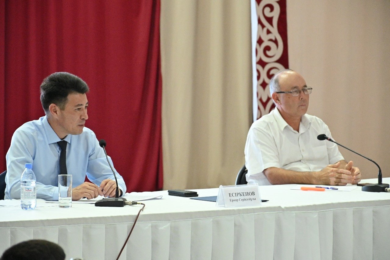 АУДАН ӘКІМІНІҢ ҚАРАҚЫСТАҚ АУЫЛДЫҚ ОКРУГІ ТҰРҒЫНДАРЫМЕН КЕЗДЕСУІ ӨТТІ