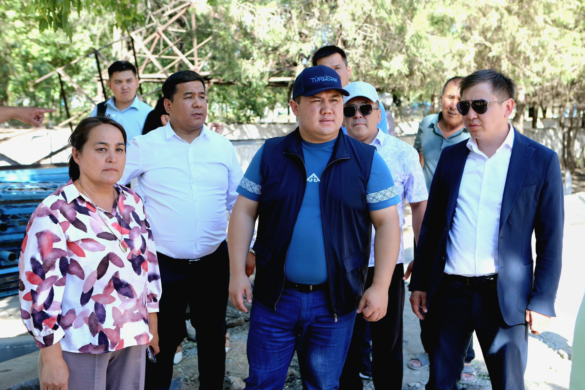 ҚАЛА ӘКІМІ КҮРДЕЛІ ЖӨНДЕУДЕН ӨТІП ЖАТҚАН БІЛІМ ОРДАЛАРЫН АРАЛАДЫ