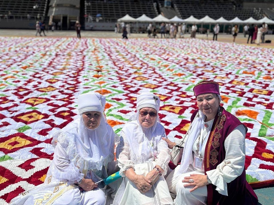 ТҮРКІСТАНДЫҚ 100 ҚОЛӨНЕР ШЕБЕРІ ГИННЕС РЕКОРДТАР КІТАБЫНА ЕНУІ МҮМКІН