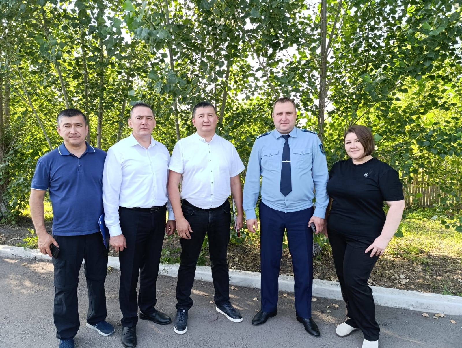 ҰАТ қатысушыларымен бірге Аққайың және Тайынша аудандарының полиция бөлімдерінің уақытша ұстау изоляторларына барып келу
