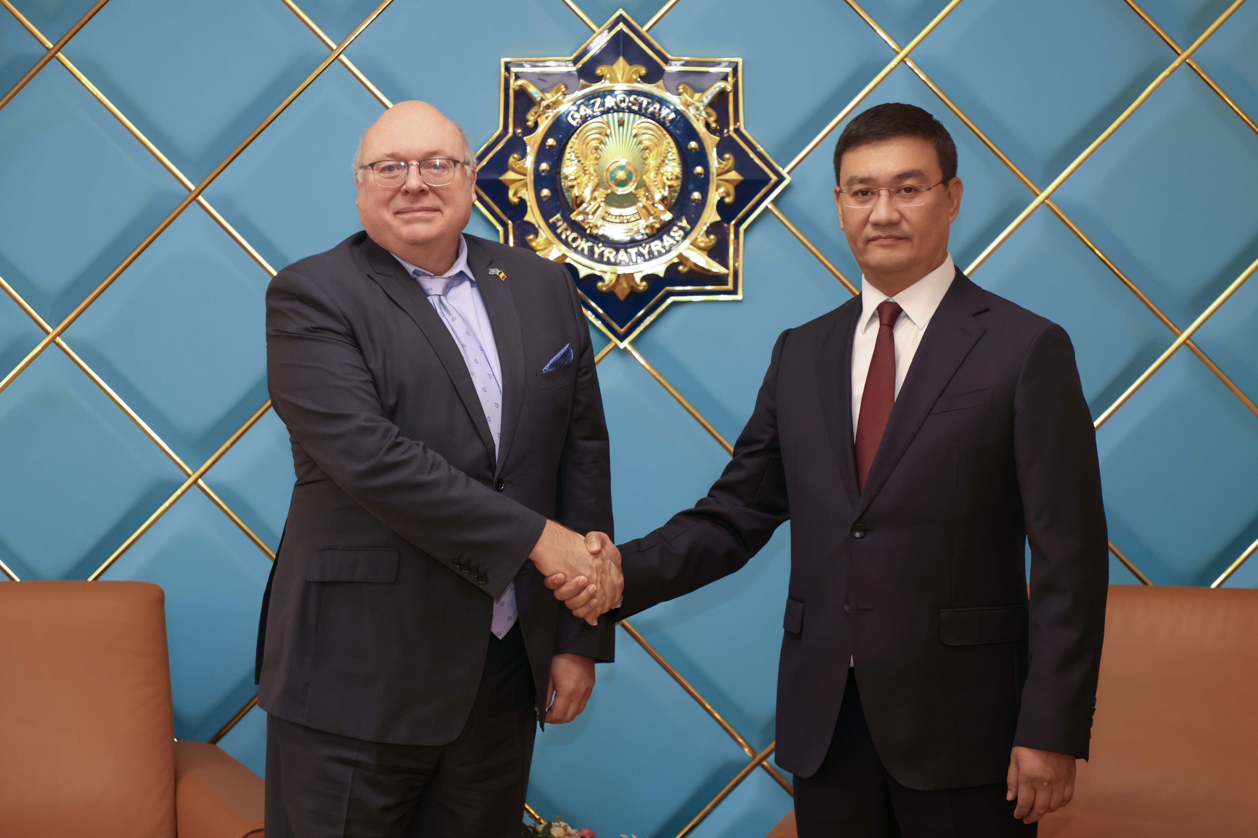 Қазақстандағы Бельгия Корольдігінің Төтенше және Өкілетті Елшісі Анри Вантигеммен кездесу туралы