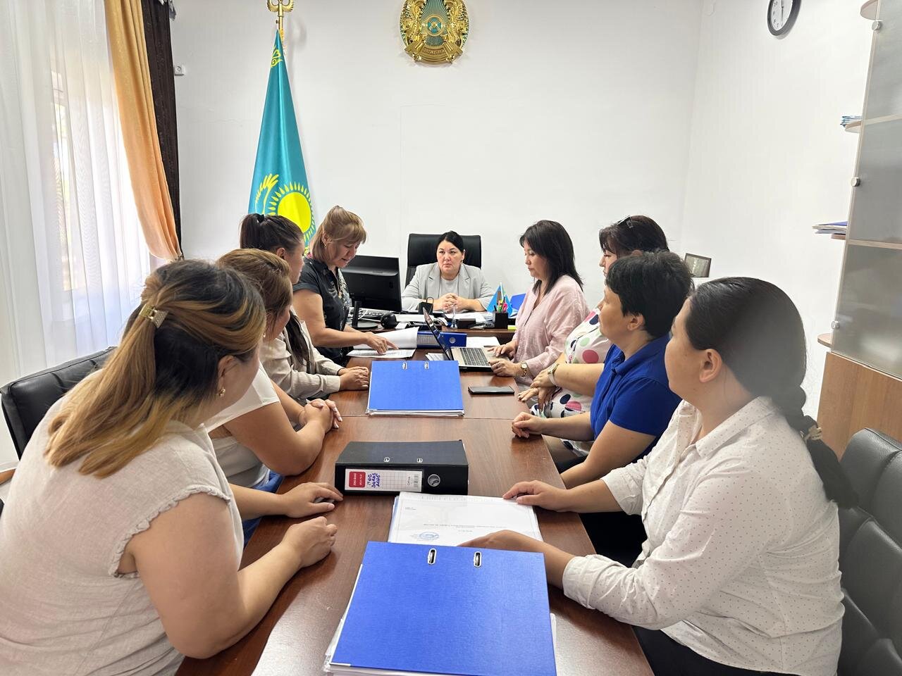 Департамент қызметкерлері Шарбақты ауданы білім беру бөліміне қатысты мемлекеттік бақылауды жүзеге асырды.