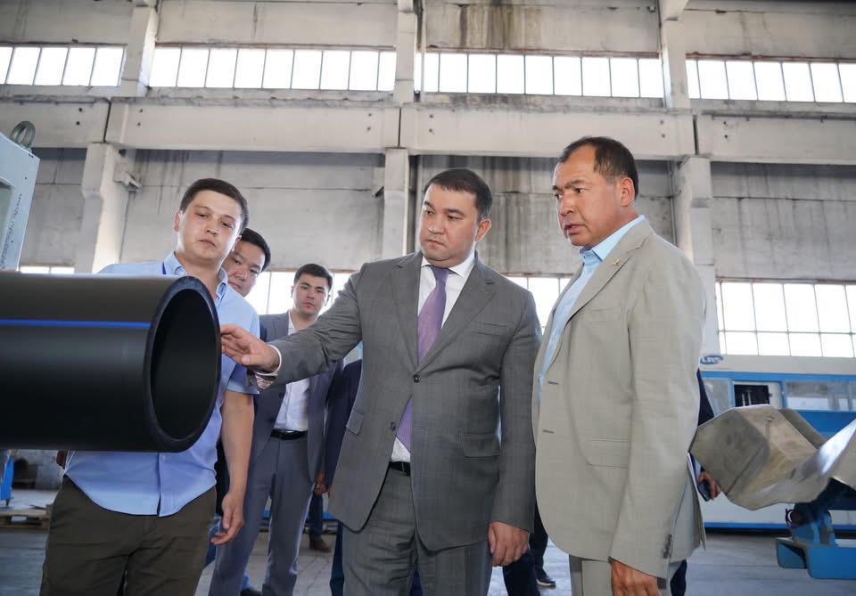 НҰРАЛХАН КӨШЕРОВ КЕНТАУДАҒЫ ИНДУСТРИАЛДЫ АЙМАҚТЫҢ ЖАЙ-КҮЙІМЕН ТАНЫСТЫ