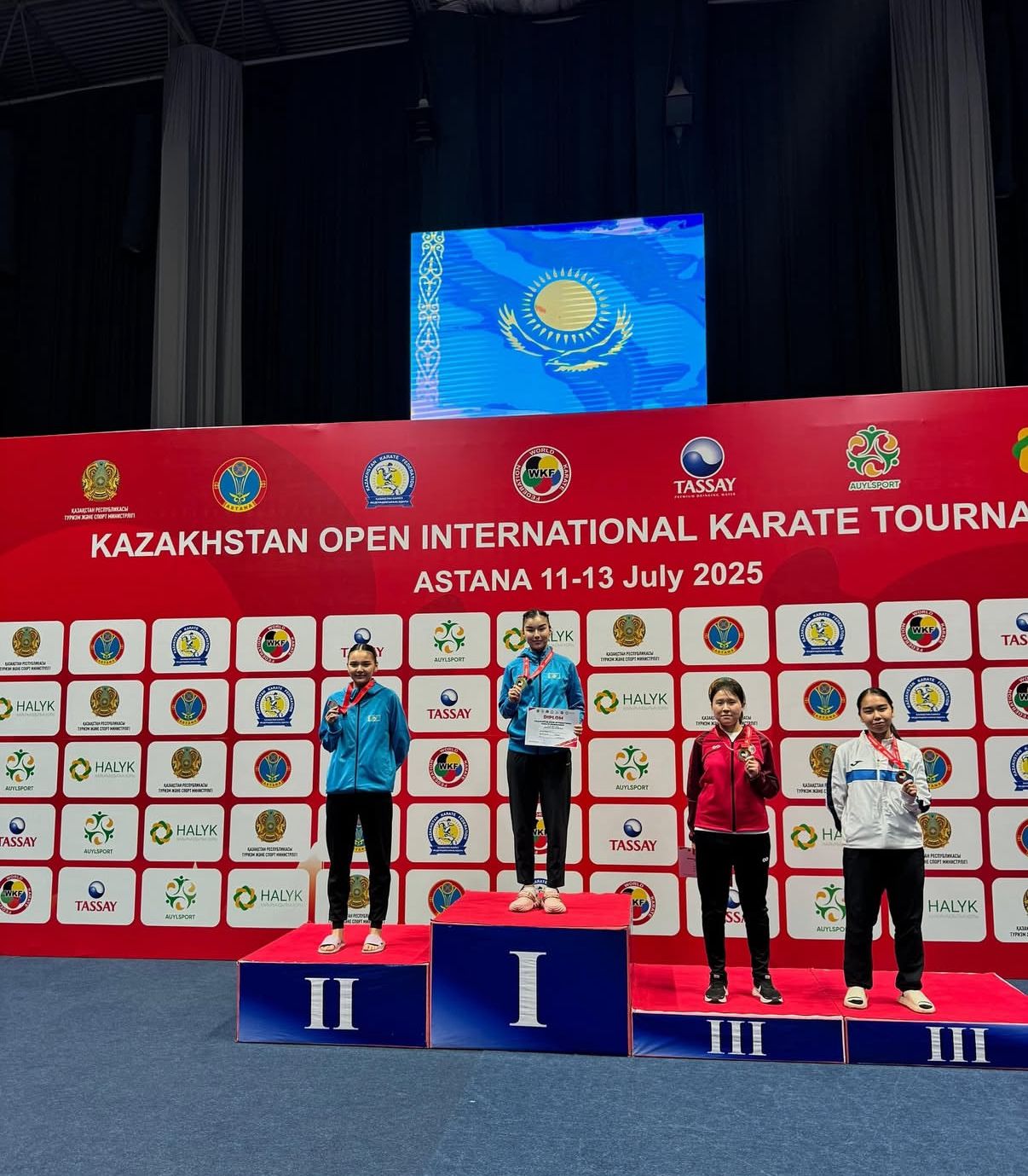 В Астане на международном турнире по каратэ WKF "KAZAKHSTAN OPEN" наши спортсмены заняли призовые места