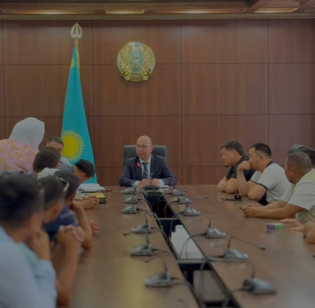 Аудан әкімінің орынбасары азаматтарды жеке қабылдады