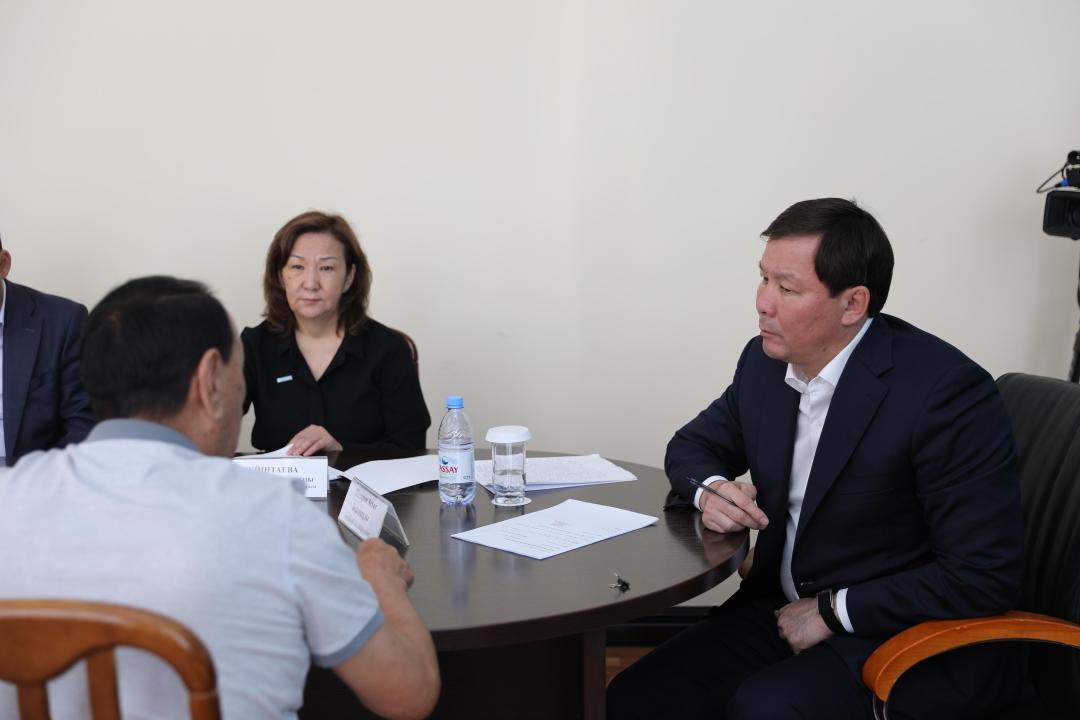 Облыс әкімі Асхат Шахаров азаматтарды қабылдау өткізді