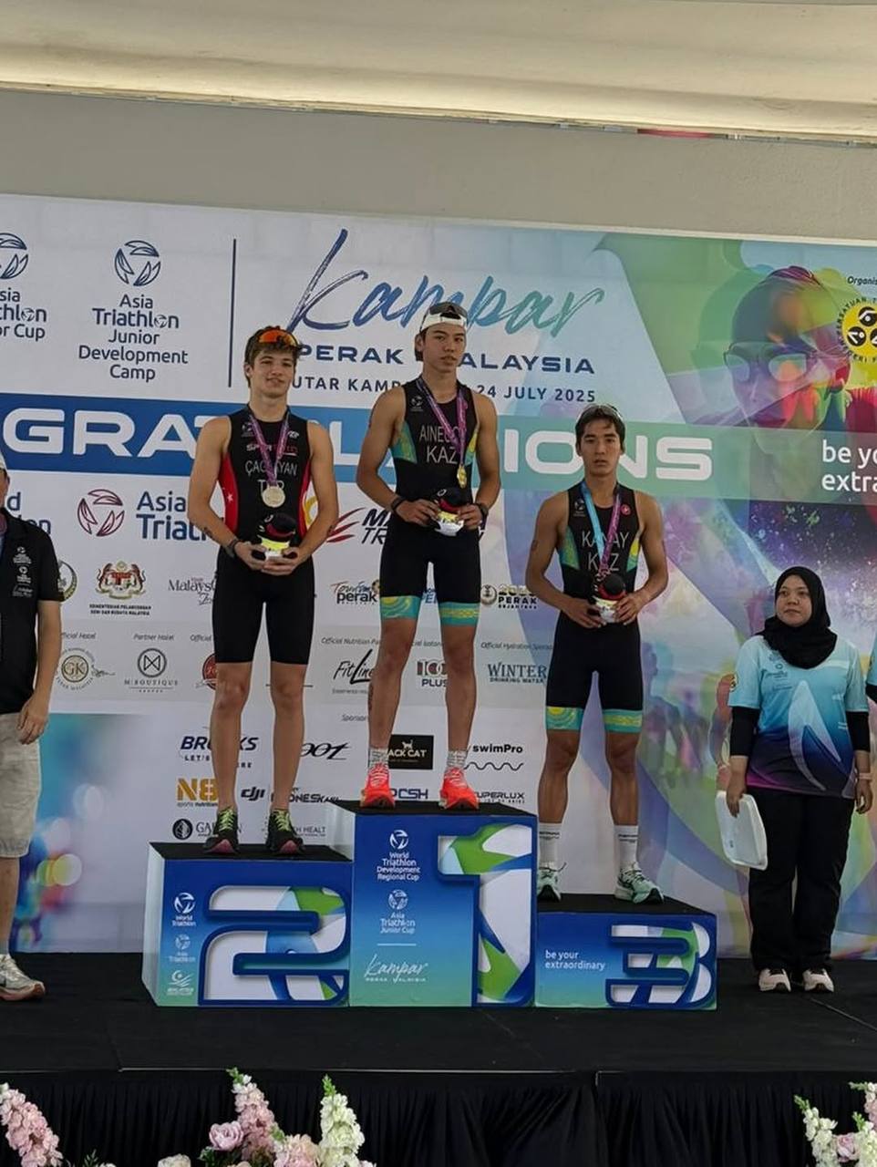 Триатлоннан Рамазан Айнегов - жеңімпаз, Елмұрат Қанай - үздік үштікте