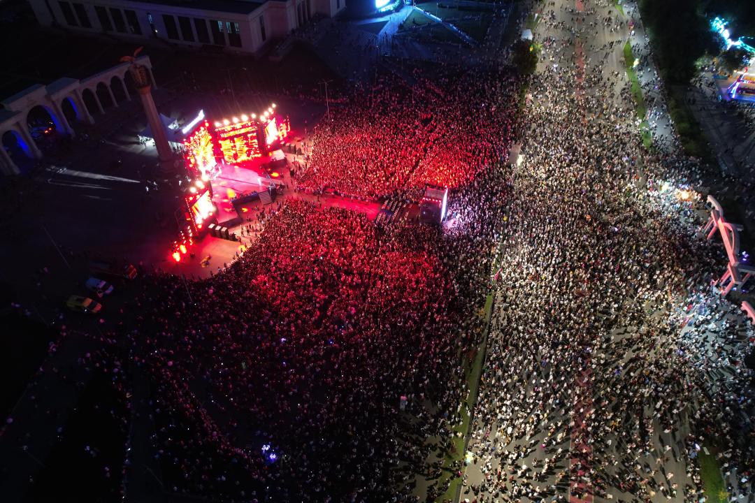 Құрмет, марапат және рекорд: металлургтерге арналған кеш Ақтөбеде дүркіреп өтті