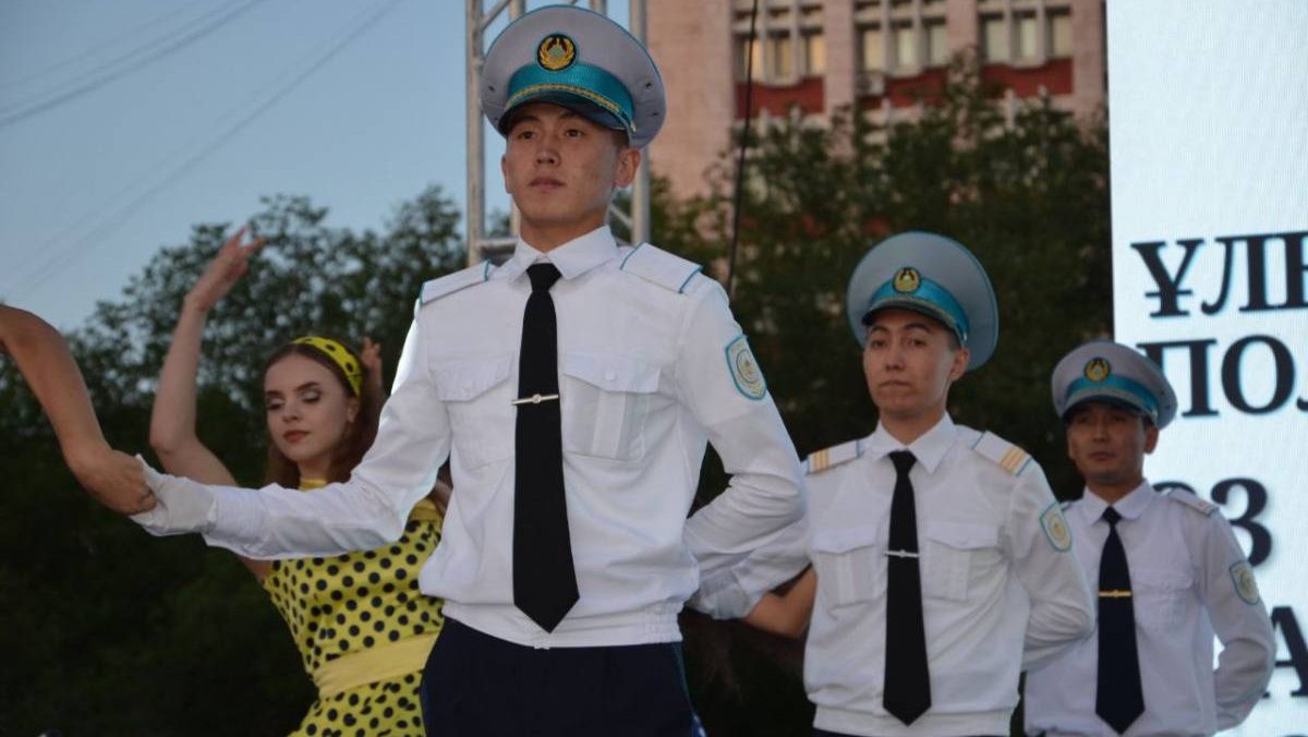 Молодежь против наркотиков: в Жезказгане волонтеров наградили за активную борьбу