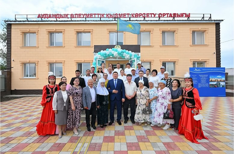 Облыс әкімі Берік Уәлиұлы бүгінгі жұмыс сапары барысында аудандық әлеуметтік қызмет көрсету орталығының салтанатты ашылу рәсіміне қатысты.