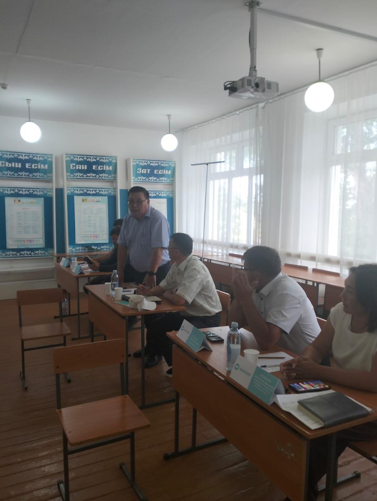 Ұзынкөл аудандық мәслихатының төрағасы Н. С. Болатов  азаматтарды мобильдік қоғамдық қабылдауына қатысты