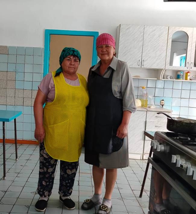 Біздің заманымыздың батырлары — кішіпейіл, өз ісіне және ХАЛҚЫНА берілген.