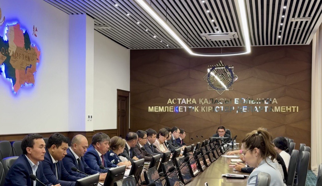 Сыбайлас жемқорлыққа қарсы саясат мәселелері бойынша жеке құраммен кеңес өткізу туралы