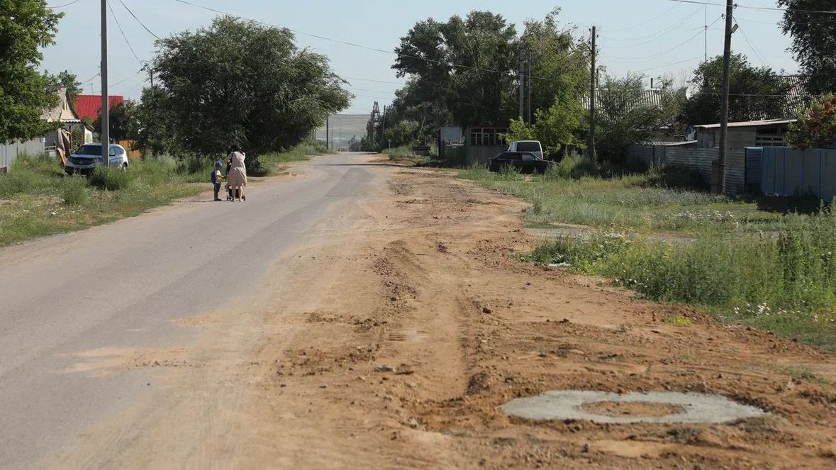 В селе Доскей Бухар-Жырауского района продолжается реконструкция канализационных сетей   