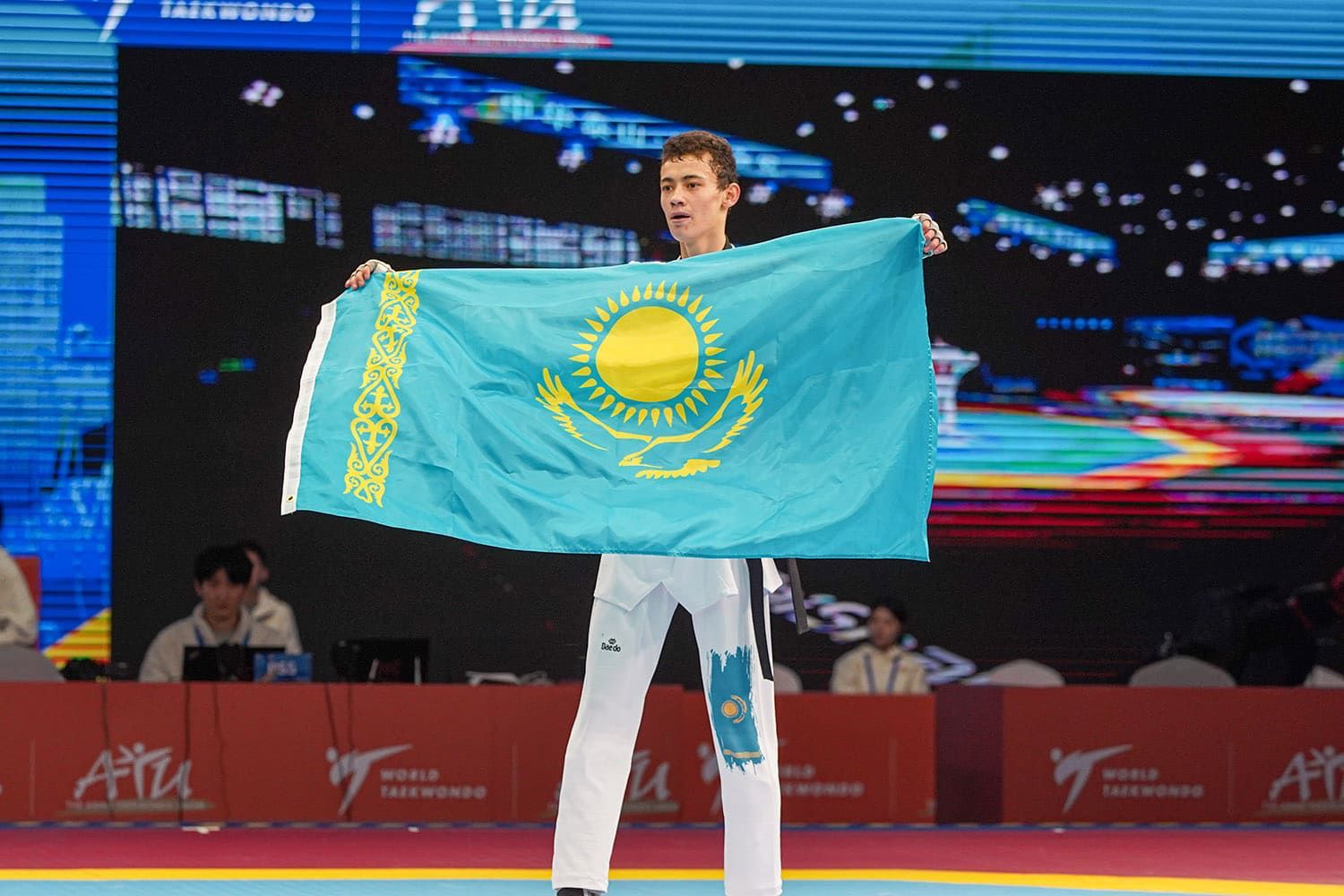 Казахстан завоевал первую золотую медаль
