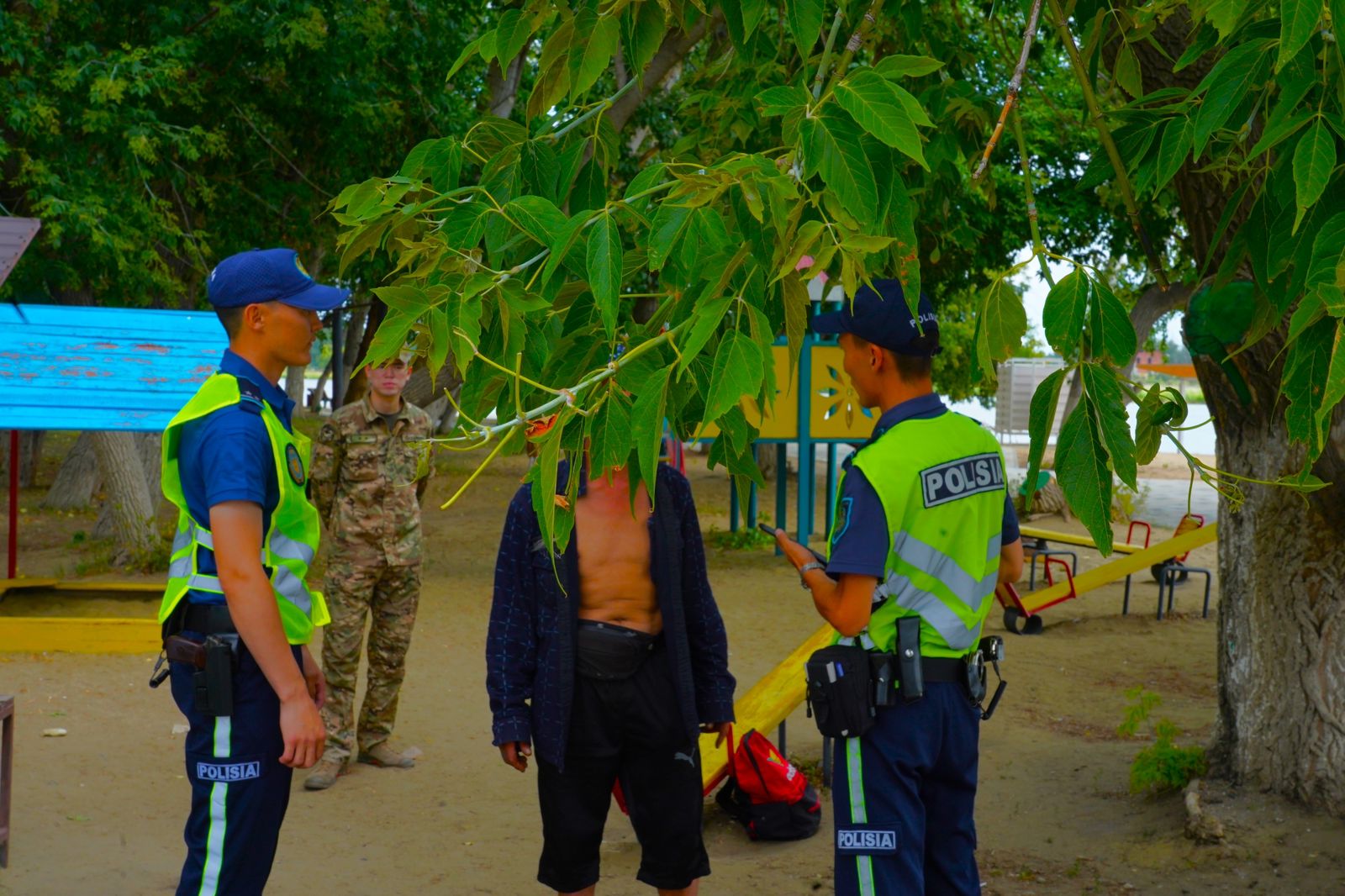 Судағы қауіпсіздік: Қостанайдың орталық жағажайында рейд қалай өтті