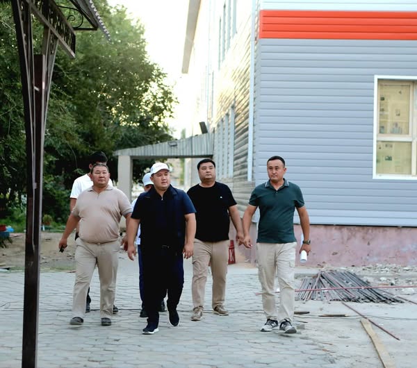 ТҮРКІСТАНДА БІРҚАТАР БІЛІМ ОРЫНДАРЫ КҮРДЕЛІ ЖӨНДЕУДЕН ӨТУДЕ