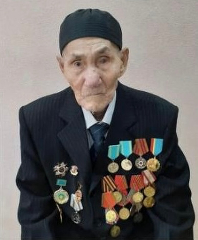 Ардагерге мәңгілік тағзым