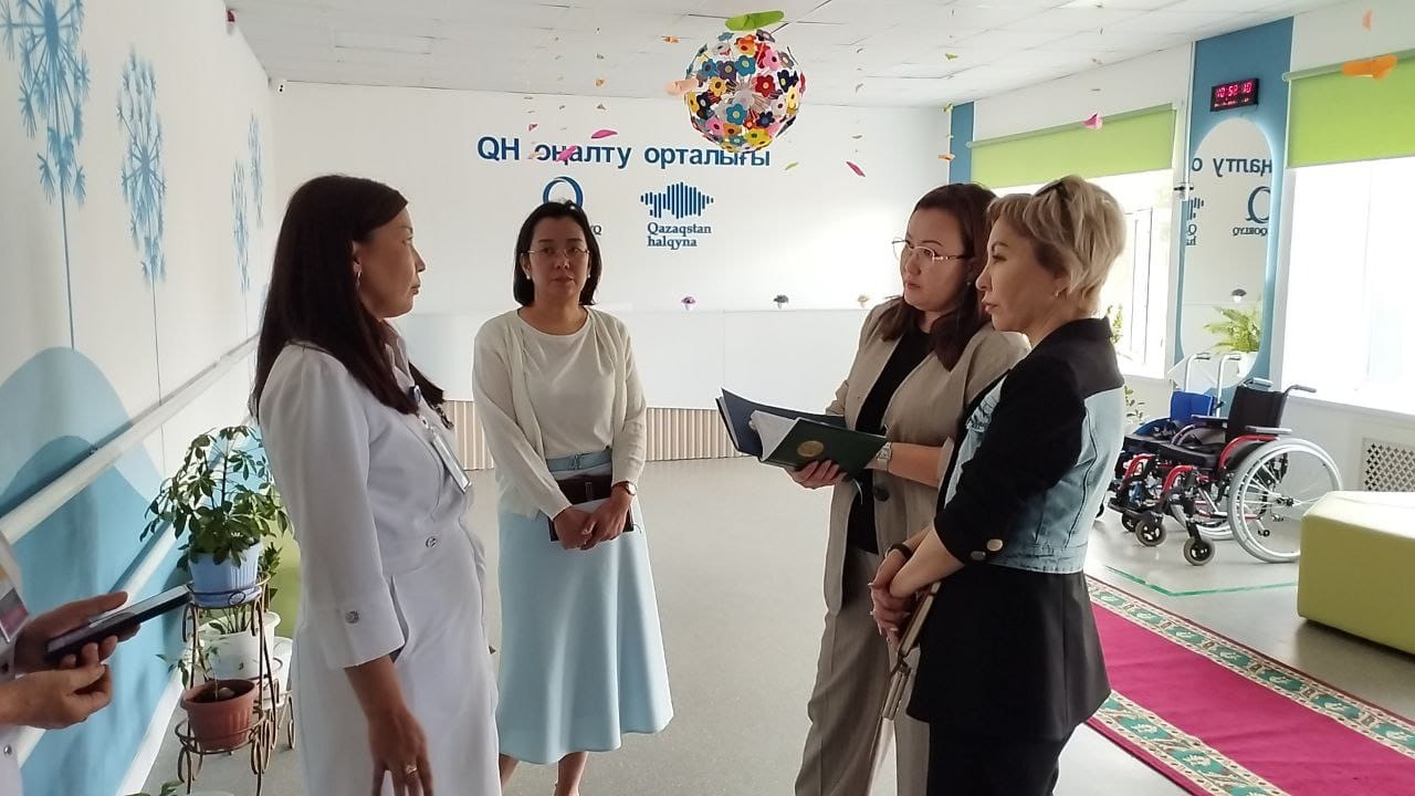 Өкіл Балаларды оңалту орталығының жұмысымен танысты