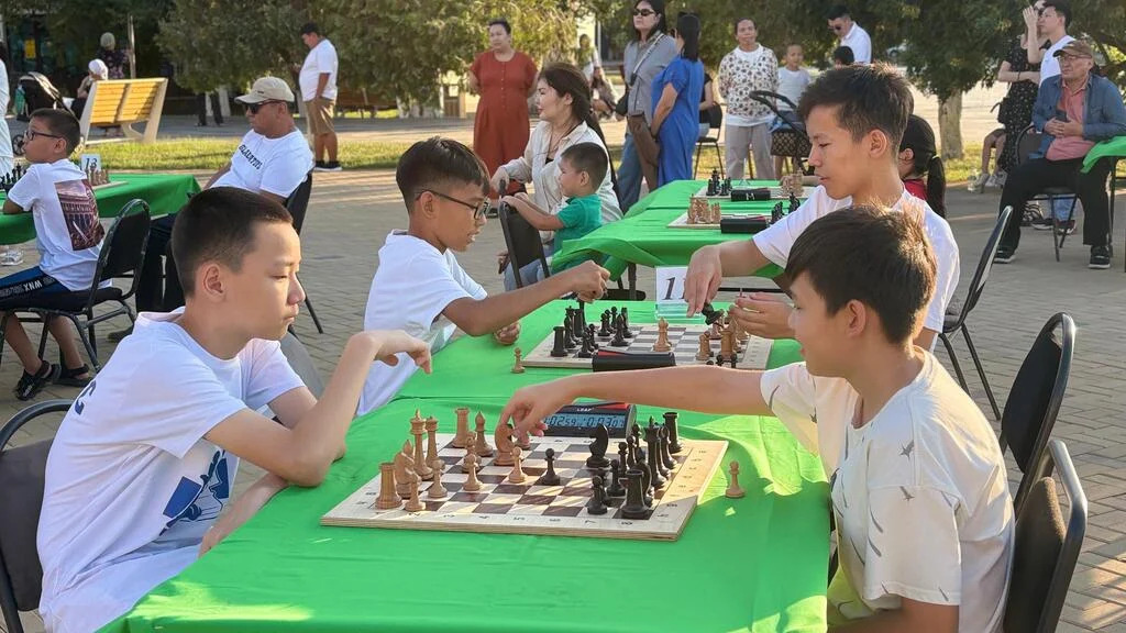 ҚАЛАМЫЗДА ХАЛЫҚАРАЛЫҚ ШАХМАТШЫЛАР КҮНІНЕ ОРАЙ ШАХМАТШЫЛАР ФЕСТИВАЛІ ӨТТІ