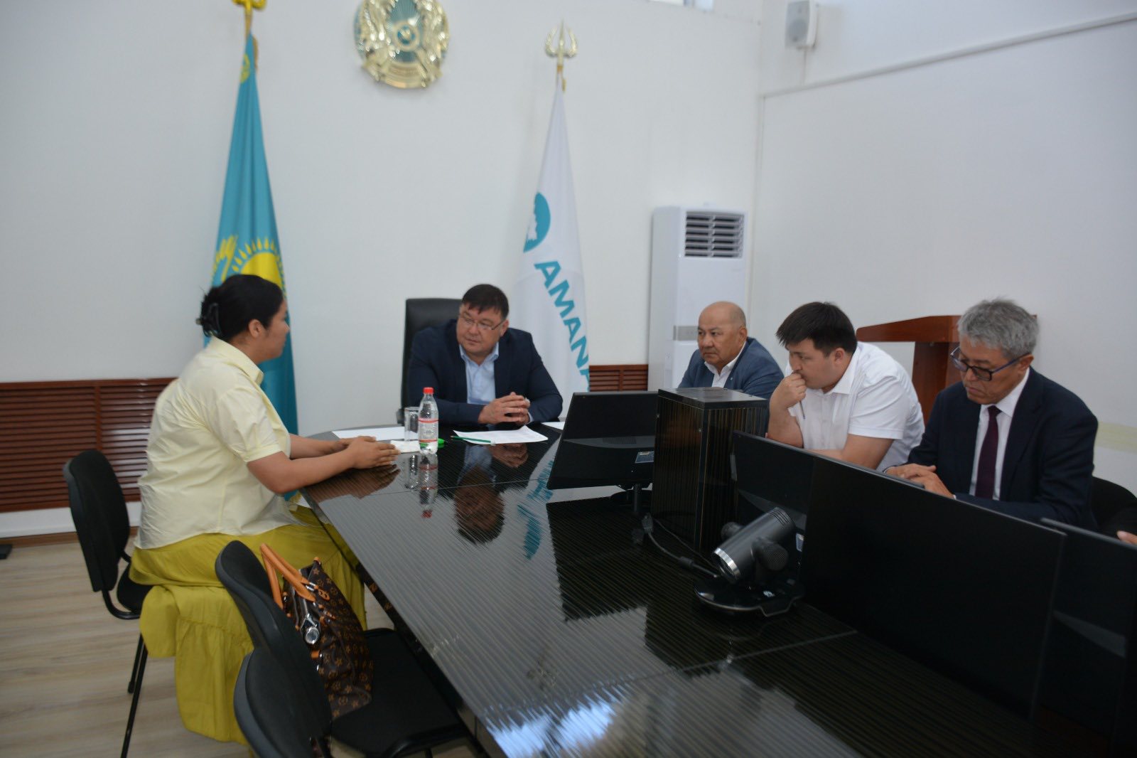 ШАРДАРА: АУДАН ӘКІМІ АЗАМАТТАРДЫ ЖЕКЕ ҚАБЫЛДАДЫ