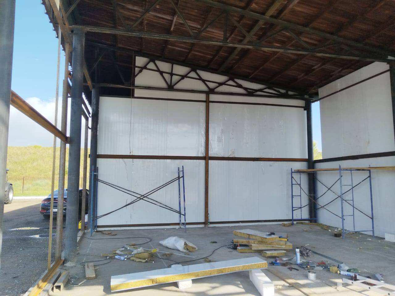 «Қазсушардың» Ақмола филиалы «Астана қаласын Есіл өзенінің тасқын суларынан қорғау» жобасы аясында аспалы гаражды жылыту жұмыстарын жүргізіп жатыр