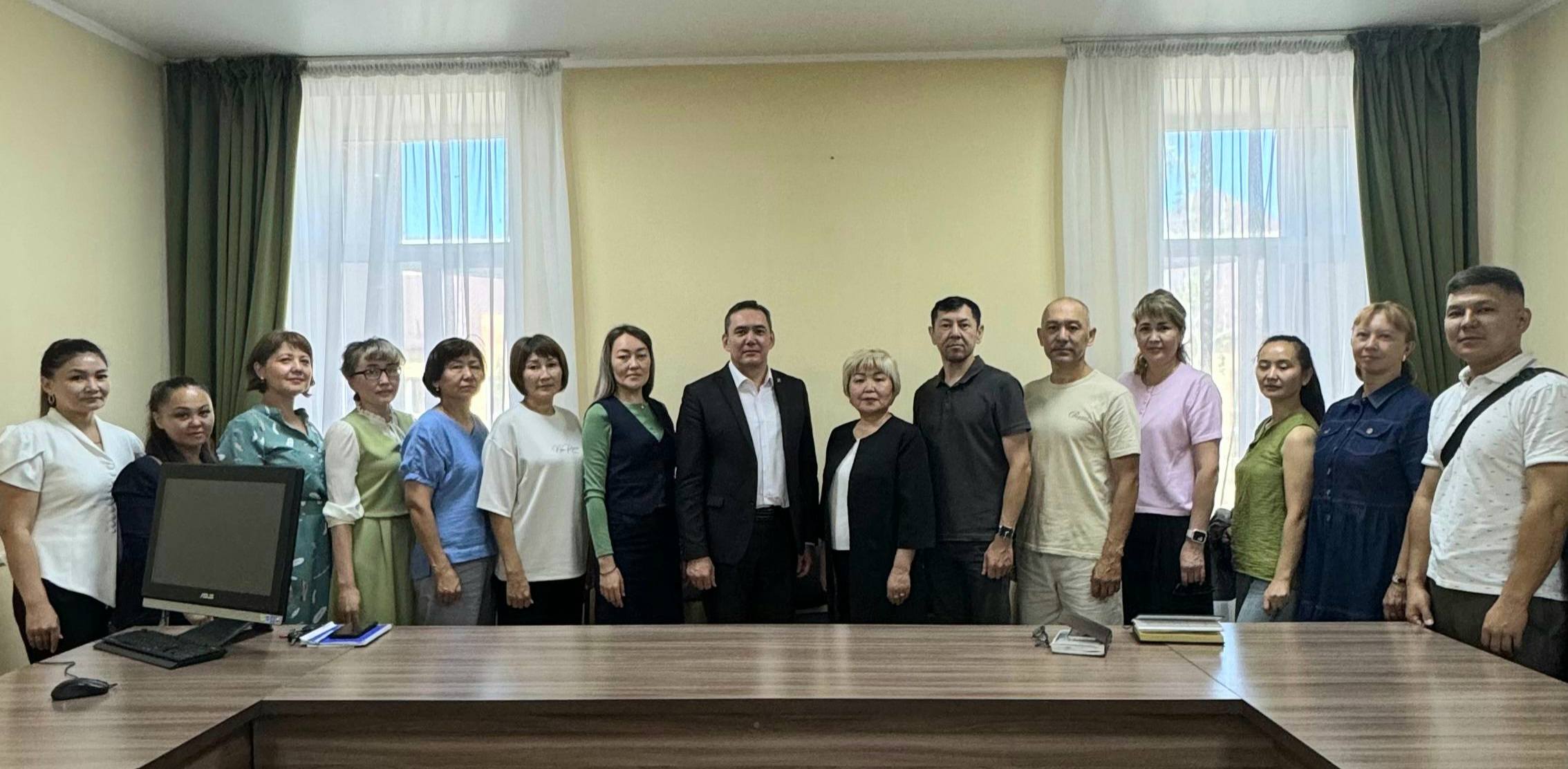 Встреча с работниками архивов области и культуры